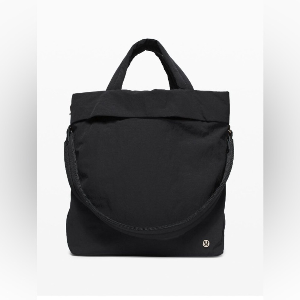 LULULEMON ON MY LEVEL BAG